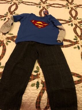 Warner Brothers Little Boys' Superman Shirt and Pants Size 5